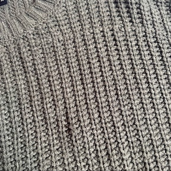 💚Moon & Madison olive sweater - Picture 2 of 4